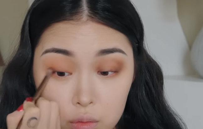 欧美妆容教程-第37张图片-古都长安汉服妆造体验馆