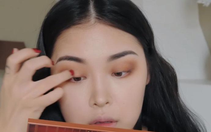 欧美妆容教程-第41张图片-古都长安汉服妆造体验馆