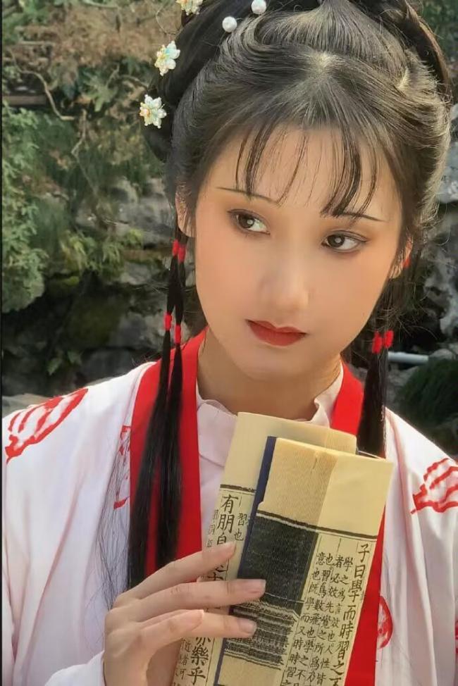 林黛玉妆容教程-第7张图片-古都长安汉服妆造体验馆