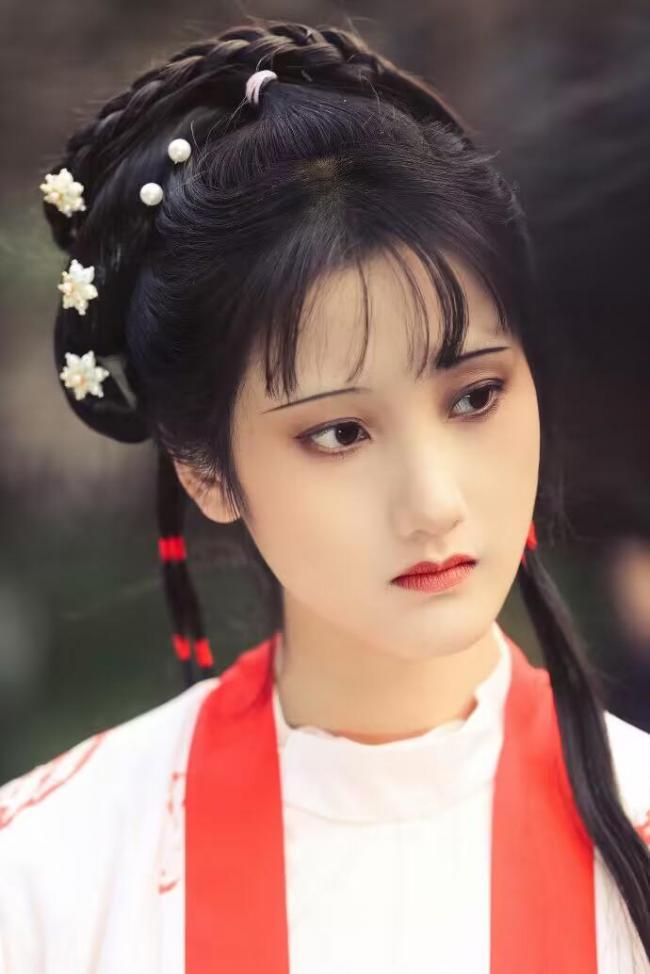 林黛玉妆容教程-第5张图片-古都长安汉服妆造体验馆