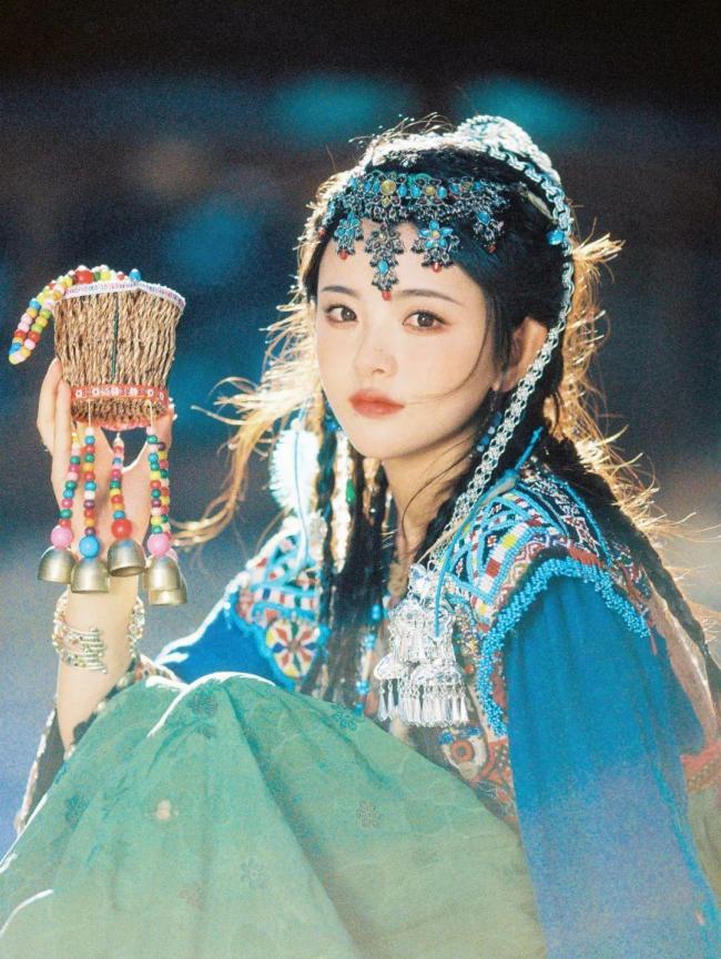 美丽的妆容-第17张图片-古都长安汉服妆造体验馆