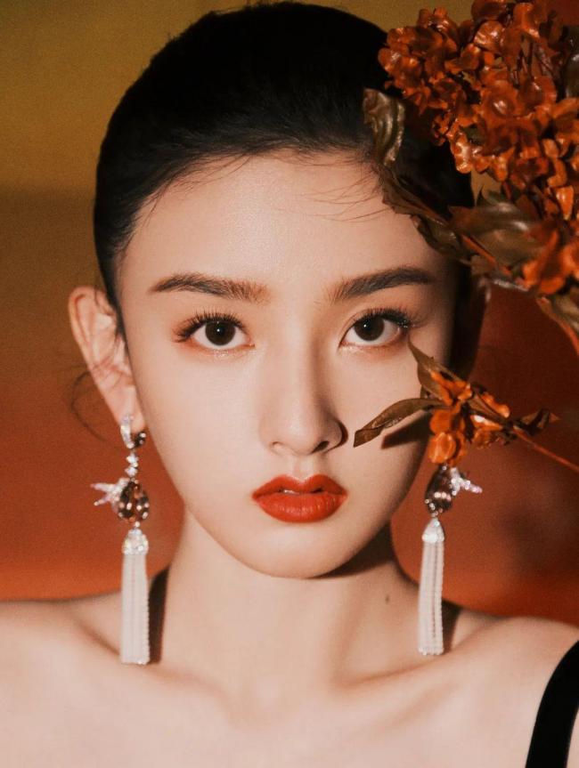 美丽的妆容-第40张图片-古都长安汉服妆造体验馆