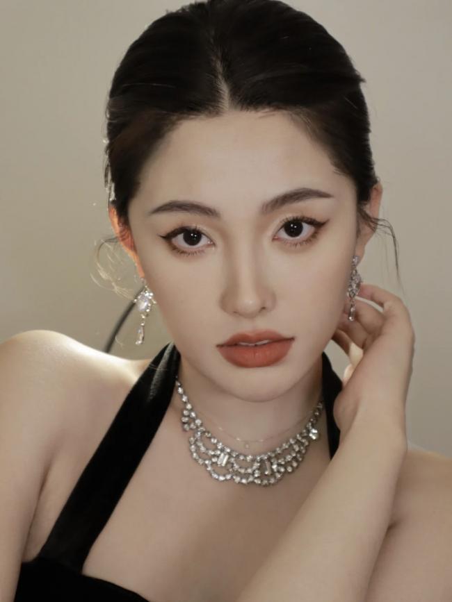 美丽的妆容-第71张图片-古都长安汉服妆造体验馆