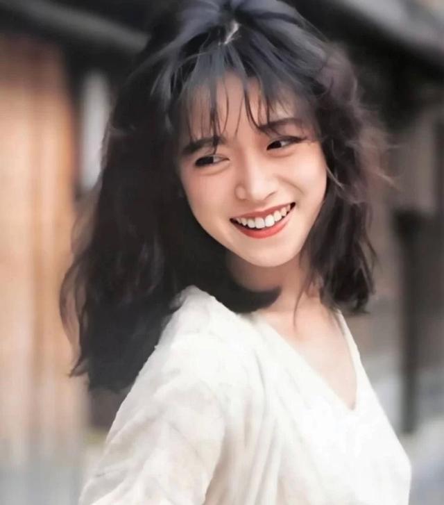 单眼皮的妆容-第9张图片-古都长安汉服妆造体验馆