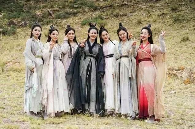 汉服的妆容-第17张图片-古都长安汉服妆造体验馆