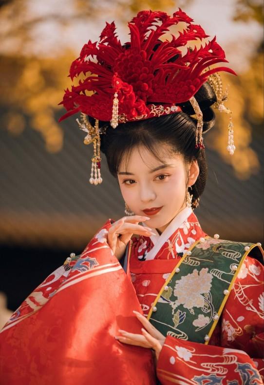 汉服的妆容-第25张图片-古都长安汉服妆造体验馆
