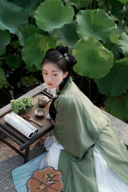 汉服的妆容-第36张图片-古都长安汉服妆造体验馆