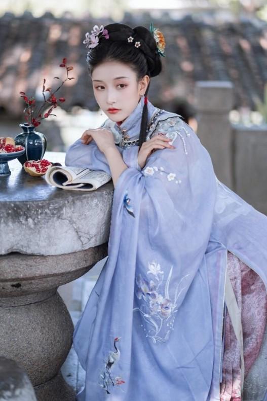汉服的妆容-第38张图片-古都长安汉服妆造体验馆