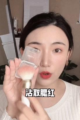 美丽的妆容-第13张图片-古都长安汉服妆造体验馆