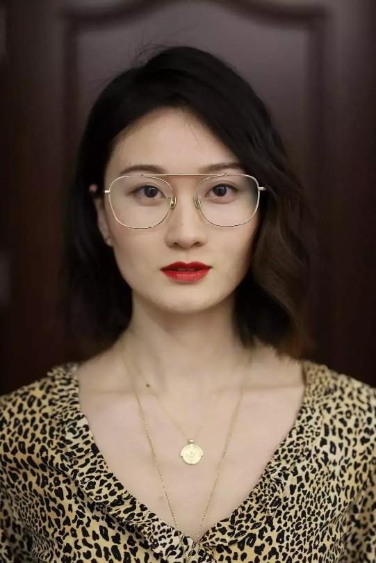 戴眼镜的妆容-第5张图片-古都长安汉服妆造体验馆