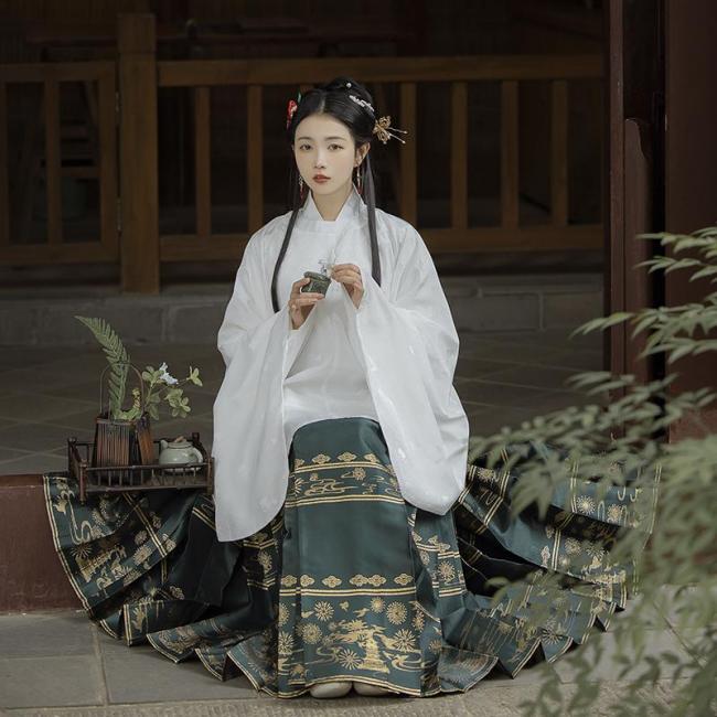汉服妆容特点-第5张图片-古都长安汉服妆造体验馆