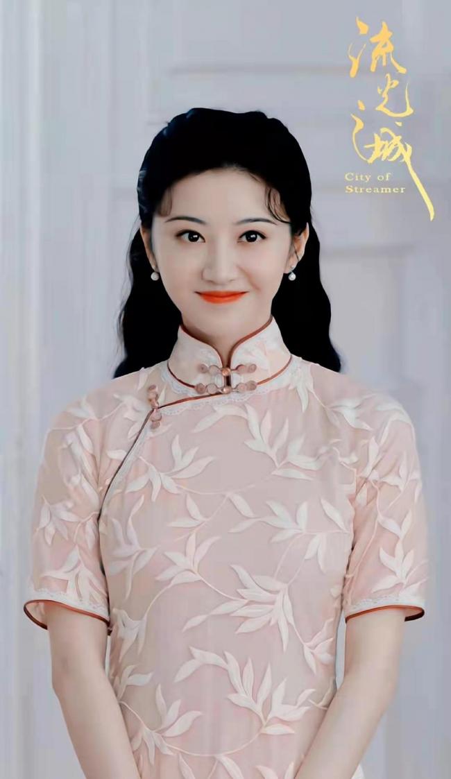 旗袍妆容特点-第2张图片-古都长安汉服妆造体验馆