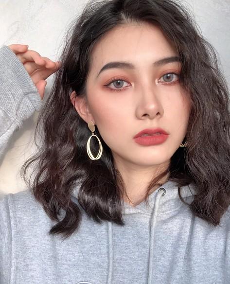 欧美妆容特点-第2张图片-古都长安汉服妆造体验馆