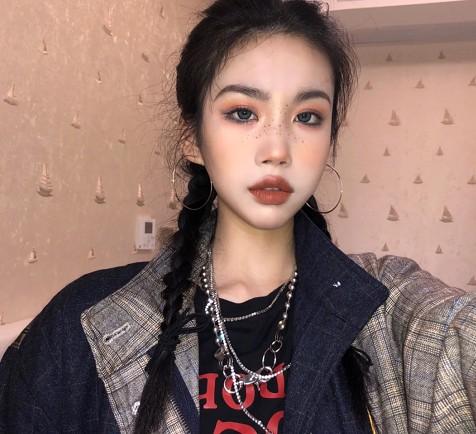 欧美妆容特点-第4张图片-古都长安汉服妆造体验馆