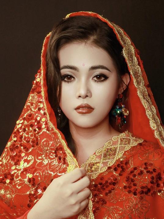 印度妆容特点-第3张图片-古都长安汉服妆造 印度妆容特点-第3张图片-古都长安汉服妆造