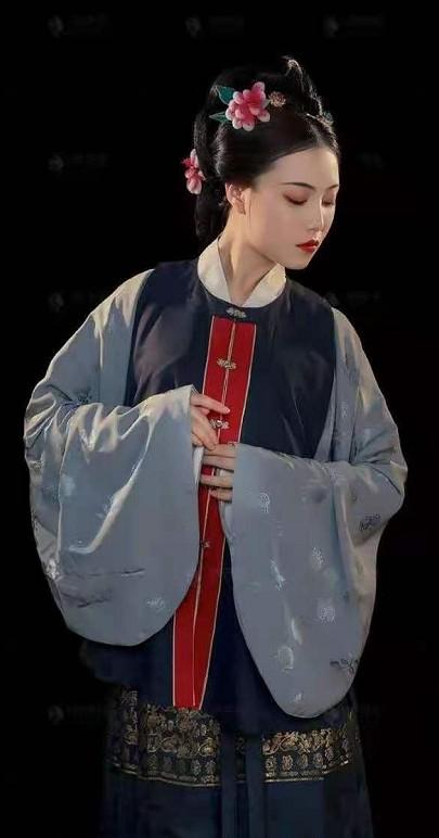 明朝妆容特点-第10张图片-古都长安汉服妆造 明朝妆容特点-第10张图片-古都长安汉服妆造