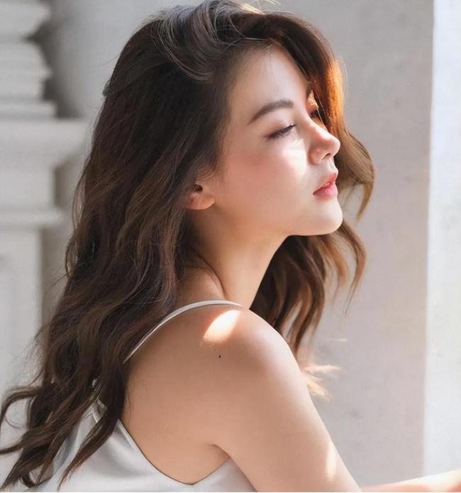 泰国妆容特点-第1张图片-古都长安汉服妆造 泰国妆容特点-第1张图片-古都长安汉服妆造