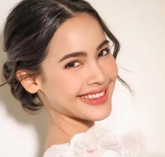 泰国妆容特点-第6张图片-古都长安汉服妆造 泰国妆容特点-第6张图片-古都长安汉服妆造