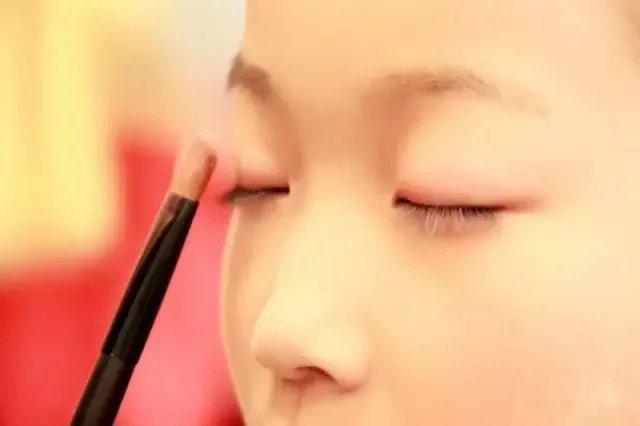 儿童舞台妆-第10张图片-古都长安汉服妆造体验馆