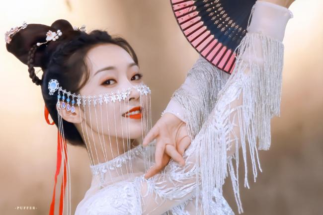汉服舞台妆-第8张图片-古都长安汉服妆造体验馆 汉服舞台妆-第8张图片-古都长安汉服妆造体验馆