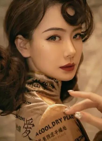 民国妆舞台妆-第1张图片-古都长安汉服妆造体验馆