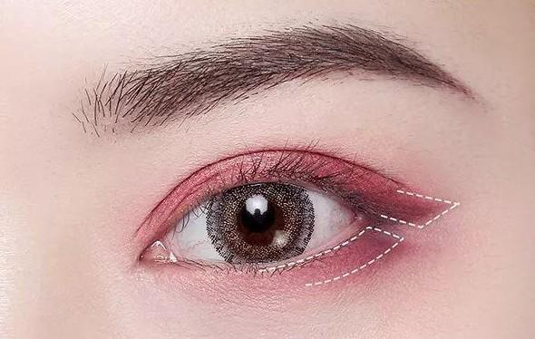 桃花妆古风眼妆-第4张图片-古都长安汉服妆造体验馆