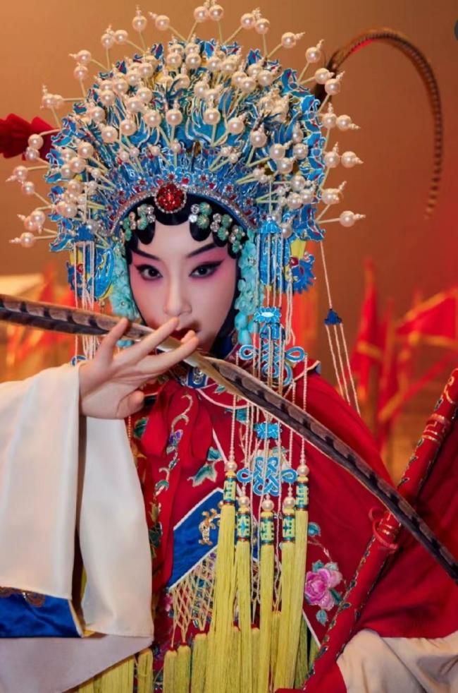 戏曲妆面-第5张图片-古都长安汉服妆造体验馆