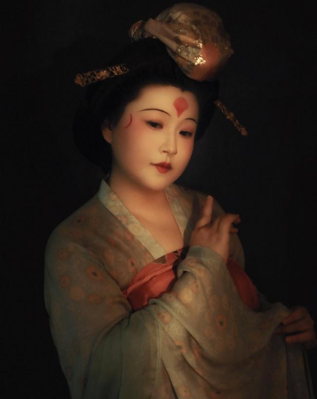 唐朝妆面-第17张图片-古都长安汉服妆造体验馆
