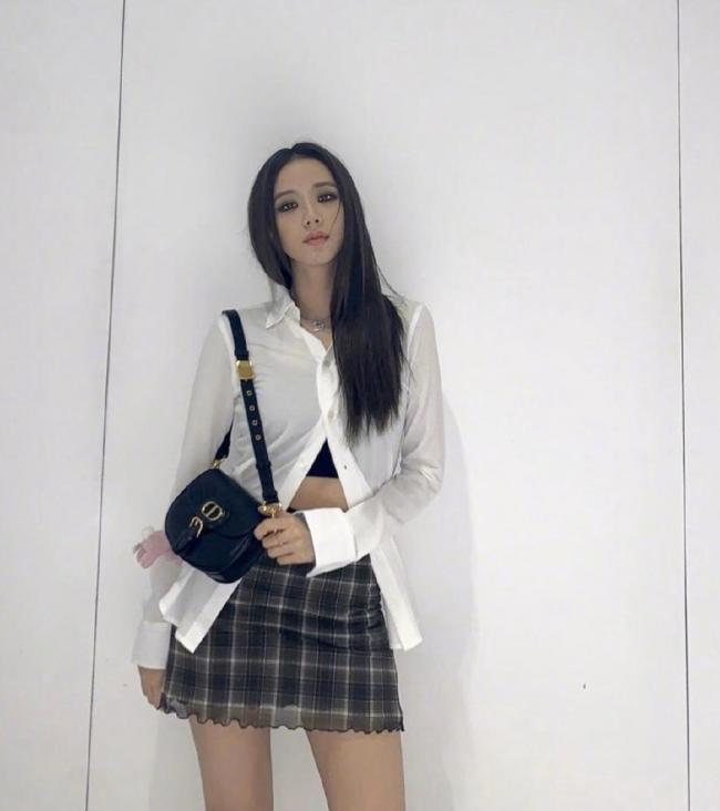 烟熏妆图片-第5张图片-古都长安汉服妆造体验馆
