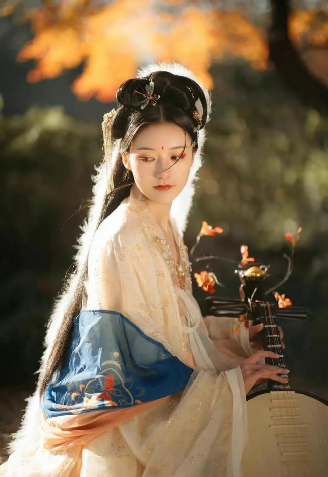 汉服妆图片-第11张图片-古都长安汉服妆造体验馆