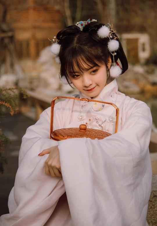 汉服妆图片-第28张图片-古都长安汉服妆造体验馆
