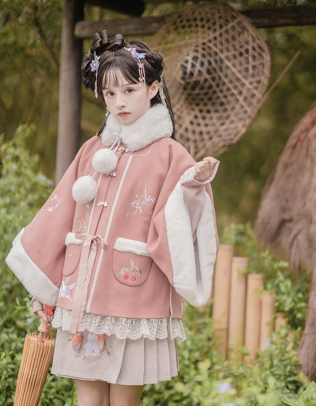 汉元素妆造-第3张图片-古都长安汉服妆造体验馆