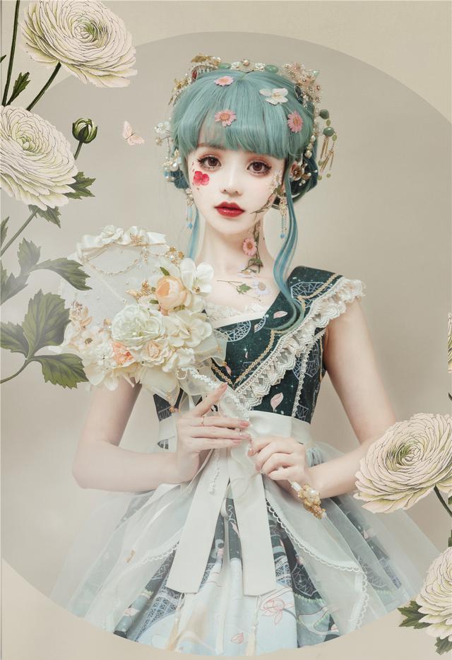 洛丽塔服饰妆造-第7张图片-古都长安汉服妆造体验馆