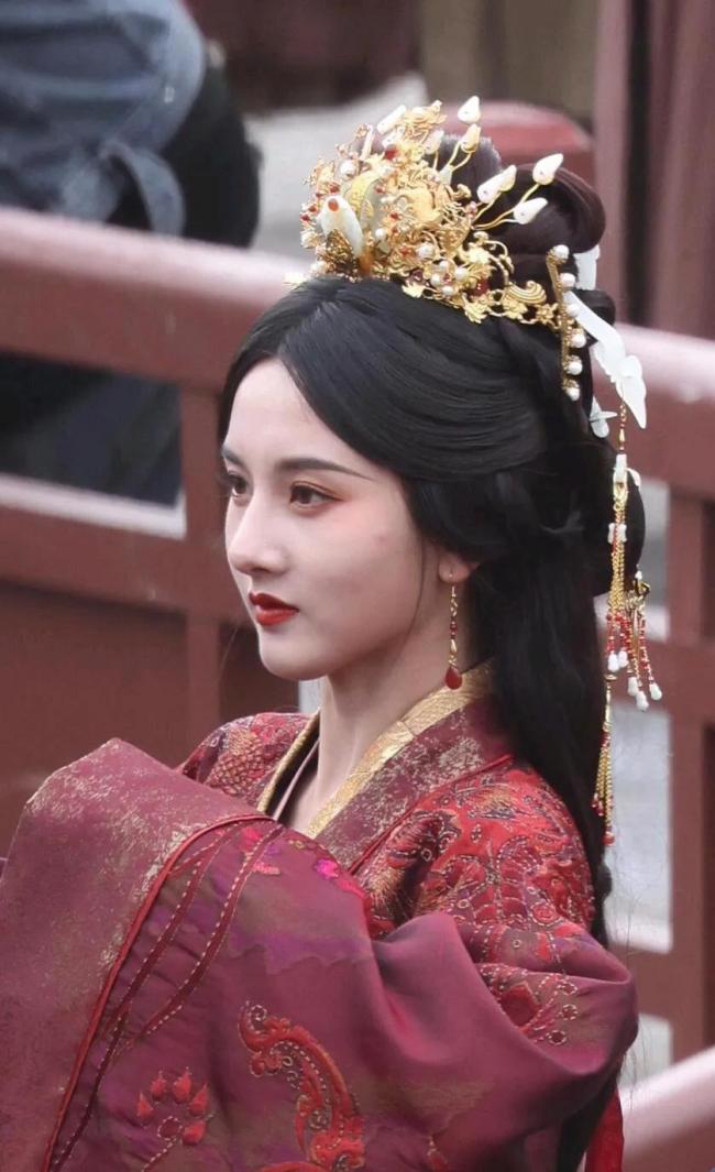 魏晋风妆造-第9张图片-古都长安汉服妆造体验馆 魏晋风妆造-第9张图片-古都长安汉服妆造体验馆
