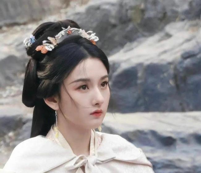 魏晋风妆造-第7张图片-古都长安汉服妆造体验馆 魏晋风妆造-第7张图片-古都长安汉服妆造体验馆