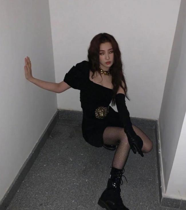 丝袜的正确穿法-第6张图片-古都长安汉服妆造 丝袜的正确穿法-第6张图片-古都长安汉服妆造