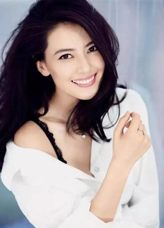 衬衫的穿法多种造型女-第17张图片-古都长安汉服妆造 衬衫的穿法多种造型女-第17张图片-古都长安汉服妆造
