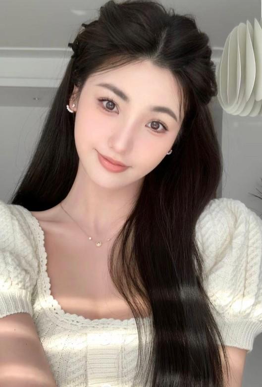 女生简单好看头发扎法-第10张图片-古都长安汉服妆造体验馆