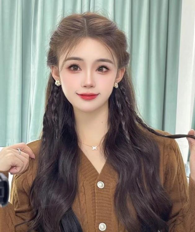 简单的公主头发型扎法-第6张图片-古都长安汉服妆造体验馆