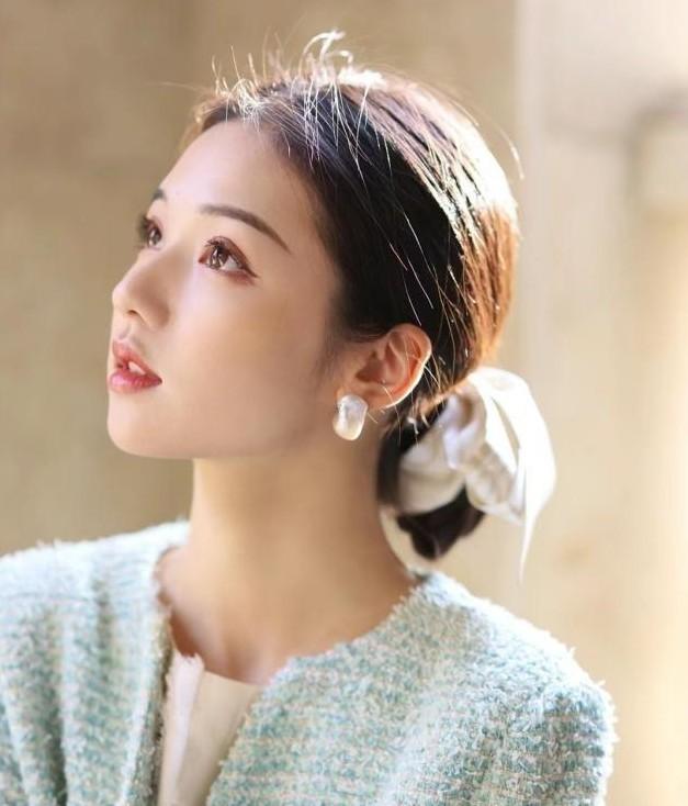 简单的公主头发型扎法-第16张图片-古都长安汉服妆造体验馆