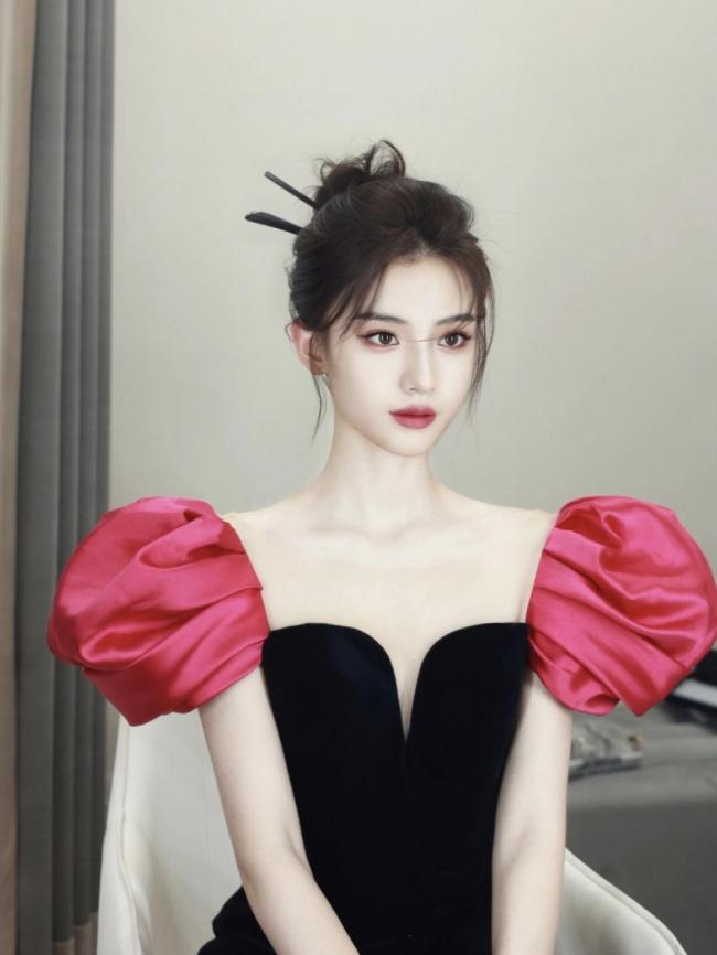 汉服头发简单扎法-第2张图片-古都长安汉服妆造体验馆