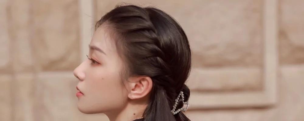 简单的头发扎法-第1张图片-古都长安汉服妆造体验馆