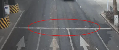 路口黄色方框-第5张图片-汉汇词典 路口黄色方框-第5张图片-汉汇词典